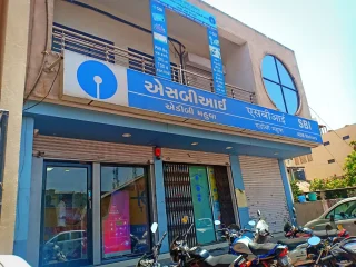 state-bank-of-india-mahuva-surat-banks-mupl8g2zi9